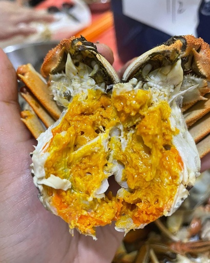 爆膏大閘蟹（蟹乸）